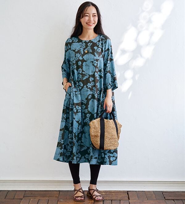 BELLUNA（ベルーナ）の「＜＆ｃｏｃｏｃｈｉ＞ひんやり冷感素材花柄ティアードワンピース（シャツワンピース）」｜花柄