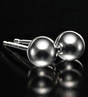 ルフラン（ルフラン）の「１８金・プラチナ煌めくボールピアス（イヤリング・ピアス）」｜プラチナ