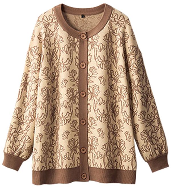 BELLUNA（ベルーナ）の「花柄ジャカードボタン使いカーディガン（ニットカーディガン）」｜ピンク系