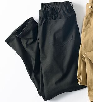 BELLUNA（ベルーナ）の「ノンストレス！万能ゆるパンツ（テーパードパンツ）」｜黒