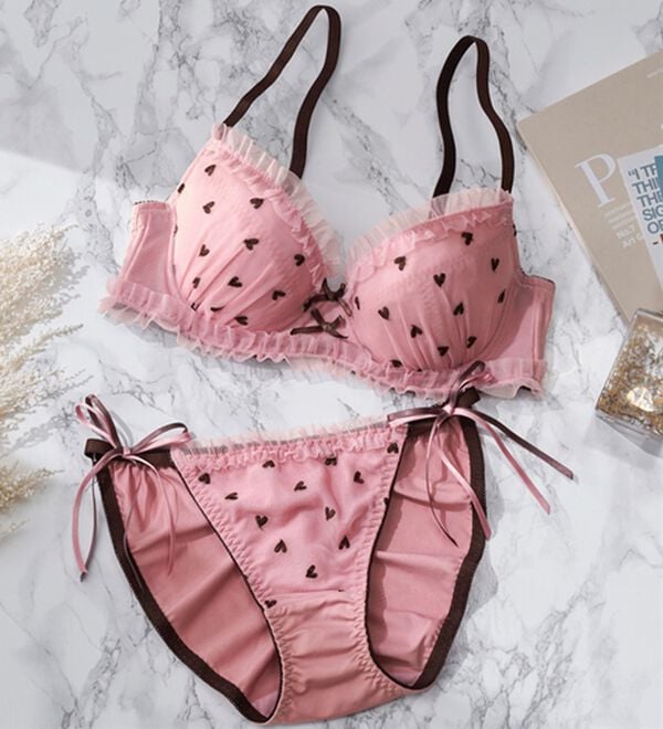 YU'NOW（ユナウ）の「ｔｏ　ｍｅｅブラ＆ショーツ（ブラジャー＆ショーツセット）」｜ピンク系