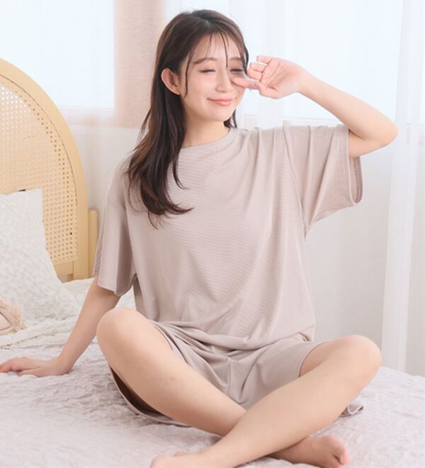 A HAPPY MARILYN（アハッピーマリリン）の「【Ｌ～８Ｌ】タイプが選べる！さらっとろルームウェアセット（パジャマ・ルームウェア）」｜詳細画像