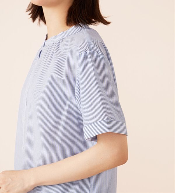 BELLUNA（ベルーナ）の「ギャザー使いバンドカラーブラウス（ブラウス）」｜詳細画像