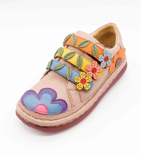 BELLUNA（ベルーナ）の「＜エスタシオン＞幅広牛革フラワーシューズ（フラットシューズ）」｜詳細画像