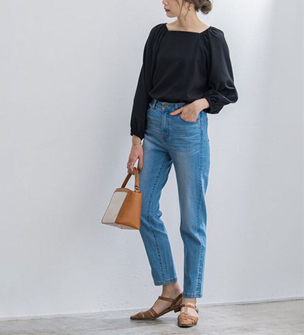 Pierrot（ピエロ）の「スクエアネックボリュームブラウス（ブラウス）」｜詳細画像