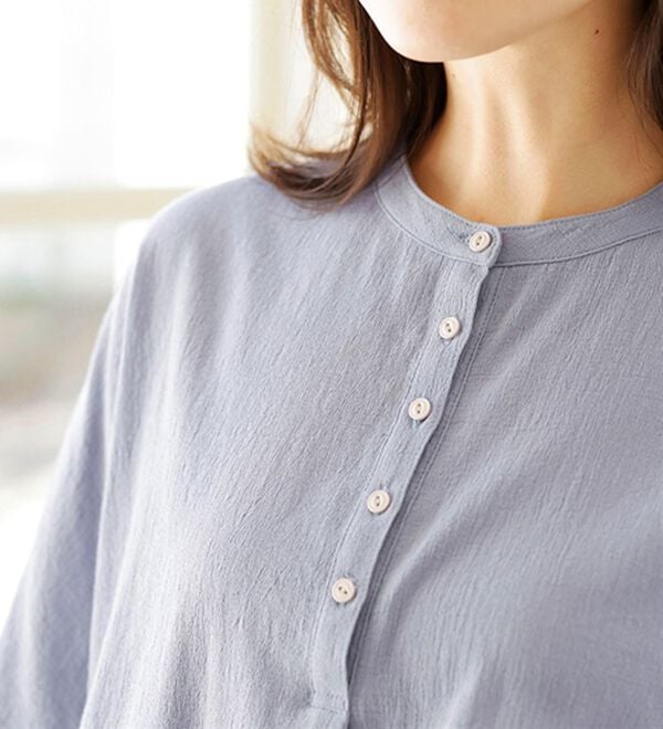 BELLUNA（ベルーナ）の「綿１００％ワッシャー素材ゆったりドルマンブラウス（ブラウス）」｜詳細画像