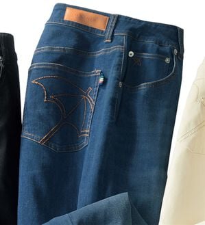 ルフラン（ルフラン）の「〔ａ・Ａ・Ｐ〕刺しゅうストレッチ美脚パンツ（フルレングスパンツ）」｜デニム系