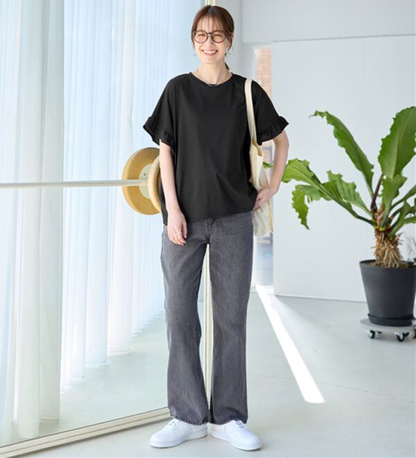 Viola e Viola（ヴィオラ エ ヴィオラ）の「サラリ綿混フリル袖Tシャツ（カットソー）」｜詳細画像