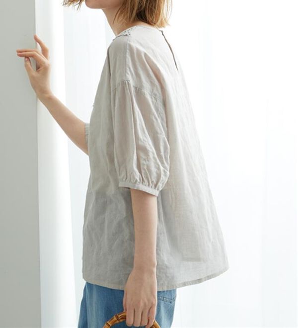 BELLUNA（ベルーナ）の「華やかモチーフレースデザインブラウス（ブラウス）」｜詳細画像