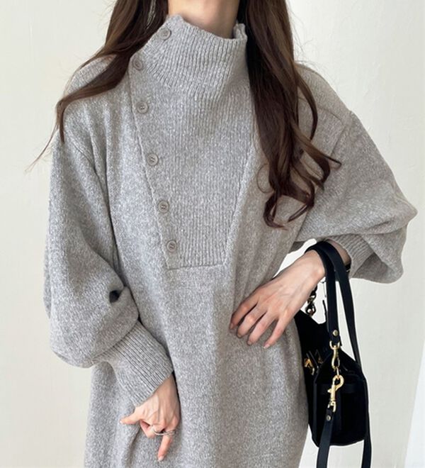 GeeRA（ジーラ）の「アシメボタンニットワンピース（ニットワンピース）」｜詳細画像