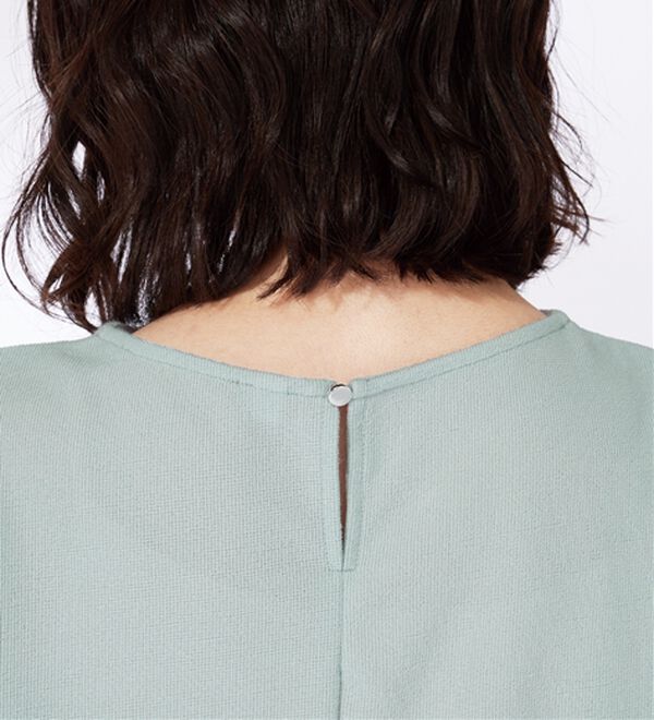 BELLUNA（ベルーナ）の「袖シアードット切替プルオーバー（カットソー）」｜詳細画像