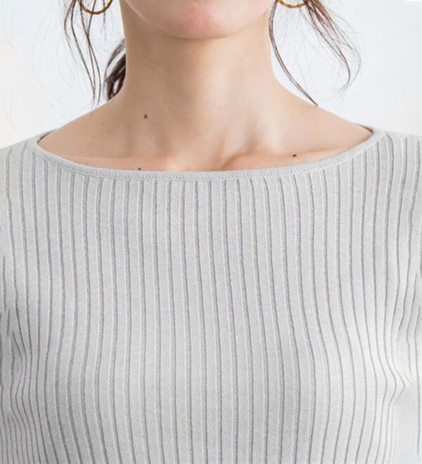 Pierrot（ピエロ）の「【選べるネック】華奢見え綿混リブニット（ニット・セーター）」｜詳細画像