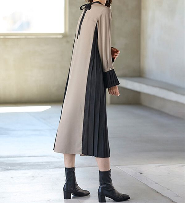 BELLUNA（ベルーナ）の「大人のモノトーンを着こなす配色プリーツワンピース（その他ワンピース）」｜詳細画像