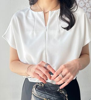 GeeRA（ジーラ）の「前後２ＷＡＹハーフジップＴブラウス（ブラウス）」｜詳細画像