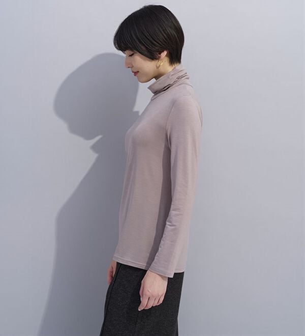 BELLUNA（ベルーナ）の「なめらかテンセル（ＴＭ）繊維ストレッチプルオーバー（カットソー）」｜詳細画像