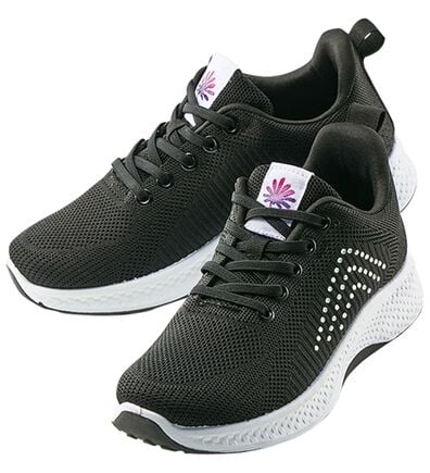 BELLUNA（ベルーナ）の「【チラシ掲載】手を使わずに履けるニットスニーカー（スニーカー）」