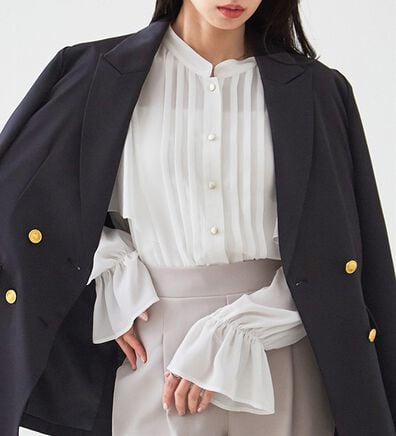 RANAN（ラナン）の「ピンタックフレアー長袖ブラウス（ブラウス）」