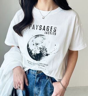 GeeRA（ジーラ）の「アソートロゴプリントＴシャツ（カットソー）」｜オフホワイト&times;ウチュウプリント