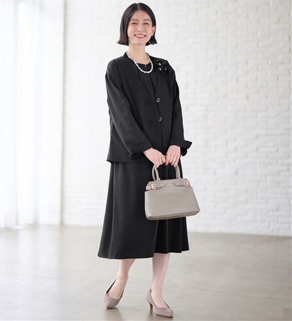 Viola e Viola（ヴィオラ エ ヴィオラ）の「【４点セット】入卒お任せ！２ジャケットワンピーススーツ（その他スーツ）」｜詳細画像