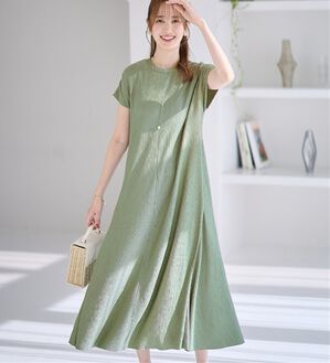 alotta（アロッタ）の「【４つの機能付】ひんやり楽ちん快適！フレアーワンピース（カットソーワンピース）」｜ミント