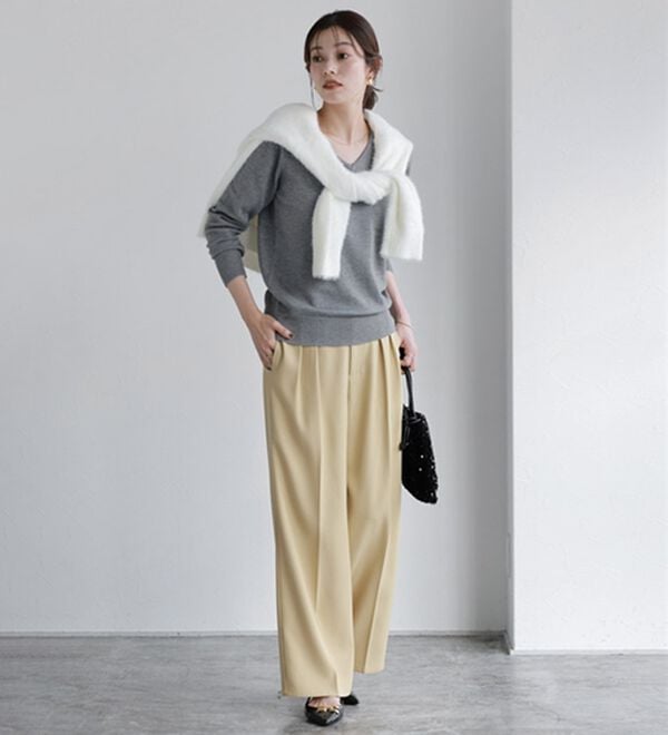 Pierrot（ピエロ）の「【Ｓ～３Ｌ】ネックが選べるプレミアムカシミヤタッチニット（ニット・セーター）」｜詳細画像