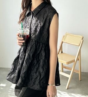 GeeRA（ジーラ）の「シアージャカードペプラムブラウス（ブラウス）」｜ブラック