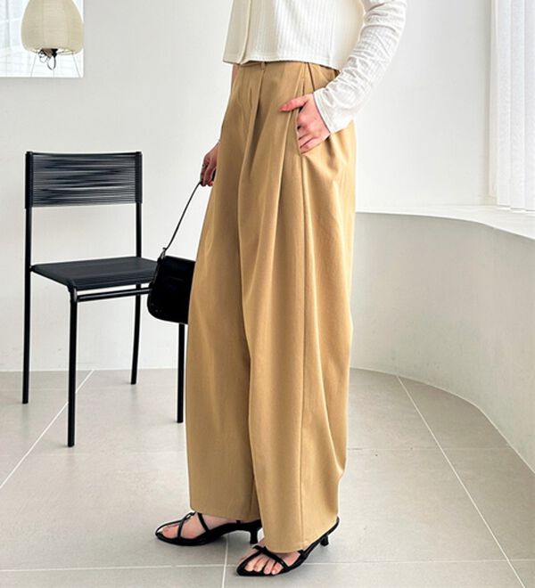 GeeRA（ジーラ）の「楽なのに美脚見えワイドカーブパンツ（フルレングスパンツ）」｜詳細画像