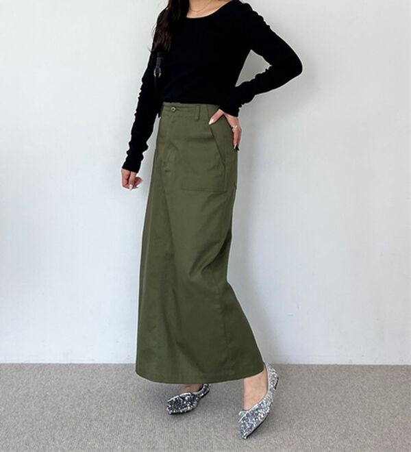 GeeRA（ジーラ）の「バックオープンリブトップス（カットソー）」｜詳細画像