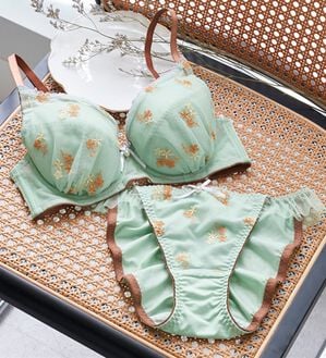 YU'NOW（ユナウ）の「ｔｏ　ｍｅｅブラ＆ショーツ（ブラジャー＆ショーツセット）」｜ミント