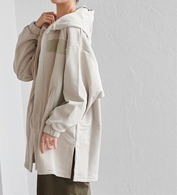 RANAN（ラナン）の「＜ｐｕｍａ＞ワンライン　フリースフーディ（ハーフコート）」｜詳細画像