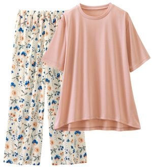 LAVIENNE（ラヴィエンヌ）の「【寝苦しさにさよなら】風がス～っと肌さら！涼しいメッシュ使いパジャマ（パジャマ・ルームウェア）」｜小花柄