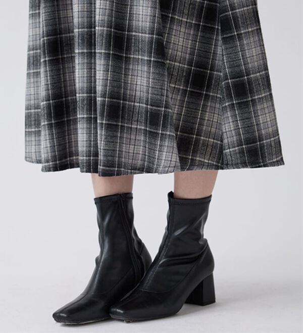 BELLUNA（ベルーナ）の「ゆったりギャザーポケット付ワンピース（その他ワンピース）」｜詳細画像