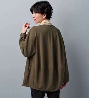 BELLUNA（ベルーナ）の「＜ａｉｒｙ　ｊｅｒｓｅｙ＞配色コクーンジャケット（ノーカラージャケット）」｜モカ系