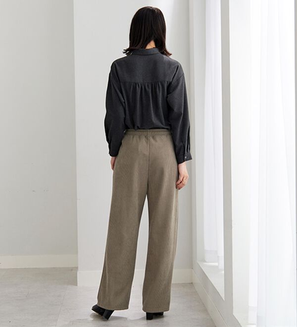 BELLUNA（ベルーナ）の「なめらか裏ベロアコーデュロイワイドパンツ（ワイドパンツ・ガウチョ）」｜詳細画像