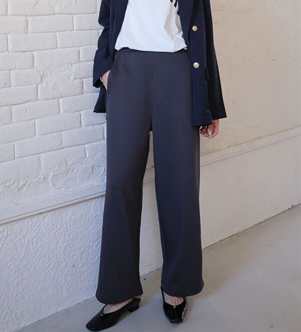 A HAPPY MARILYN（アハッピーマリリン）の「【Ｌ～６Ｌ】丈が選べる 脚痩せ ポンチ カーブパンツ ストレッチ ワイドパンツ（ワイドパンツ・ガウチョ）」｜ネイビー