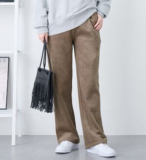 Viola e Viola（ヴィオラ エ ヴィオラ）の「毛布のような温かさ楽ぽか裏ファーフレアパンツ（フルレングスパンツ）」｜詳細画像