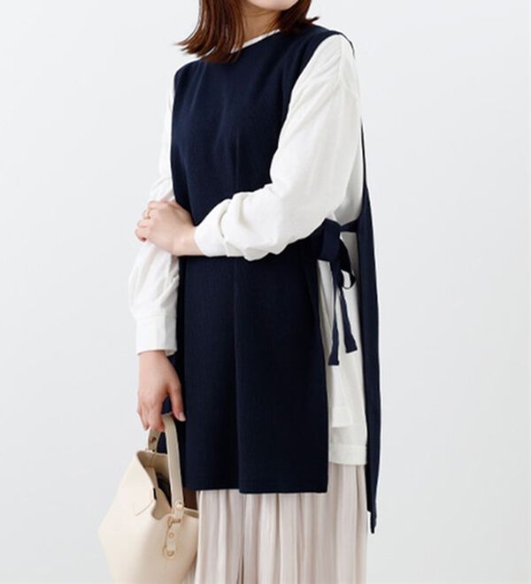 BELLUNA（ベルーナ）の「あぜ素材サイドリボンベストアンサンブル（アンサンブル）」｜ネイビー