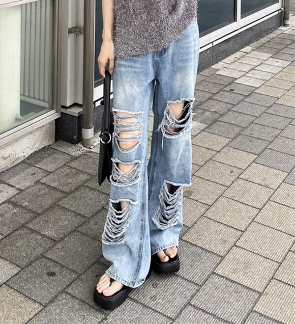 GeeRA（ジーラ）の「オリジナルパットダメージワイドデニム（ワイドパンツ・ガウチョ）」｜詳細画像