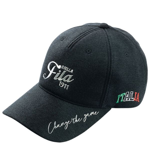 「＜ＦＩＬＡ＞メタリックエンブレムスポーティキャップ（メンズ帽子）」｜杢チャコール