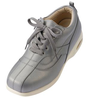 ルフラン（ルフラン）の「【男女兼用】はっ水４Ｅふんわりトラベル（スニーカー）」｜シルバーグレー