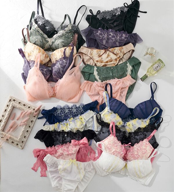 YU'NOW（ユナウ）の「ぷるるん谷間のノンワイヤーブラ＆ショーツ（ブラジャー＆ショーツセット）」｜詳細画像