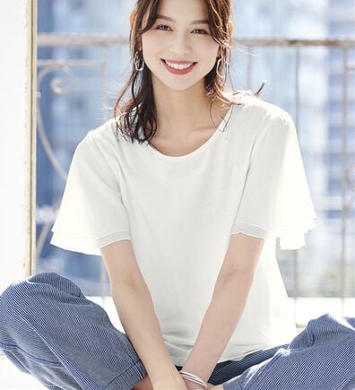 Viola e Viola（ヴィオラ エ ヴィオラ）の「【５つの機能付】袖シフォンゆるＴシャツ（Tシャツ）」