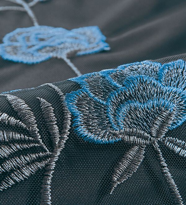 BELLUNA（ベルーナ）の「楽に着こなす配色レースワンピース（カットソーワンピース）」｜詳細画像