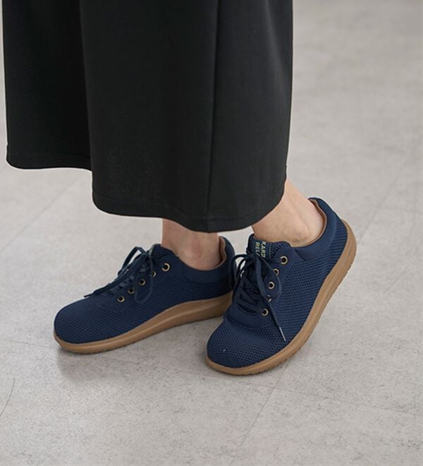 BELLUNA（ベルーナ）の「５Ｅ軽やかニット　オブリークスニーカー（スニーカー）」｜詳細画像