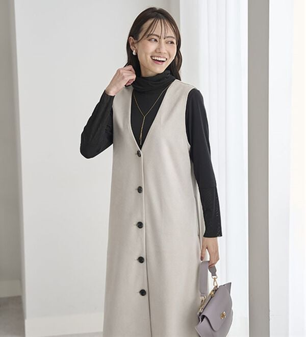 BELLUNA（ベルーナ）の「チュールデザイン首元ゆったりインナー（カットソー）」｜詳細画像