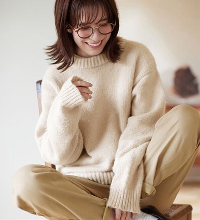 Viola e Viola（ヴィオラ エ ヴィオラ）の「ゆるっとふんわり素材ニット（ニット・セーター）」