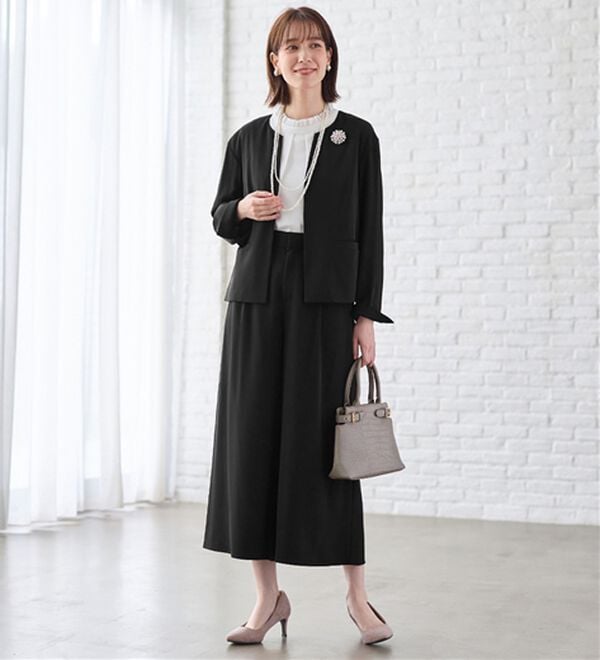 Viola e Viola（ヴィオラ エ ヴィオラ）の「洗える！多機能２点セットアップ＜Ｍ～５Ｌ＞（パンツスーツ）」｜詳細画像