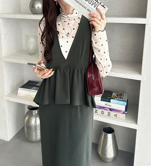 GeeRA（ジーラ）の「【再入荷】楽ちん！ペプラムジャンパースカート（ジャンパースカート）」｜詳細画像