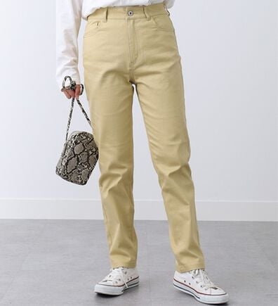 BELLUNA（ベルーナ）の「ホワイトヤーンストレッチカラーパンツ（フルレングスパンツ）」