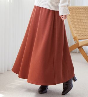 Viola e Viola（ヴィオラ エ ヴィオラ）の「【蓄熱保温】裏ファーフレアースカート（選べる！２丈）（ロングスカート）」｜詳細画像